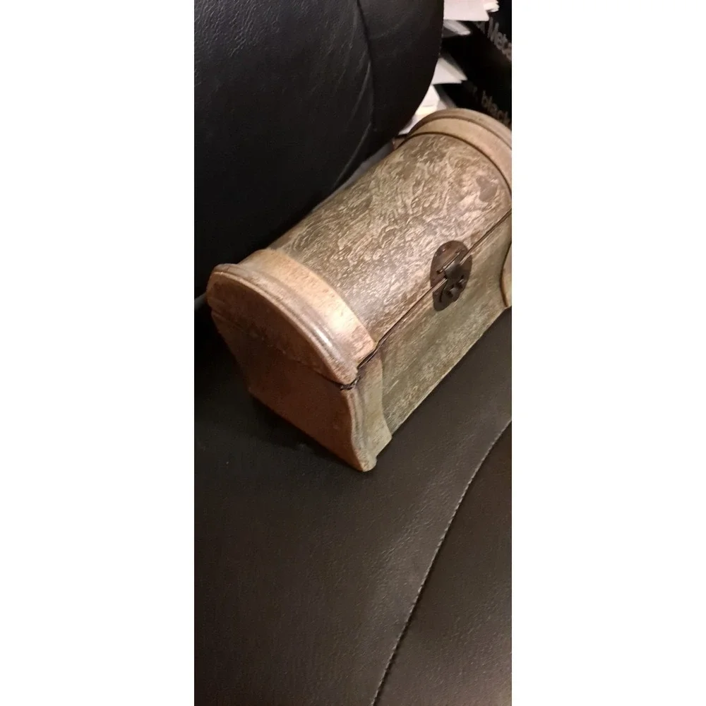 Decorative Wooden Storage Box or Jewelry Box 8.5x5.5x5